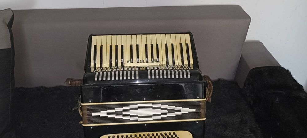Akordeon Muza 80 basow