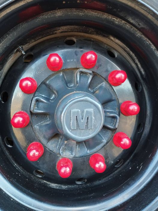 Напівпричі Mega 2007 року intrax