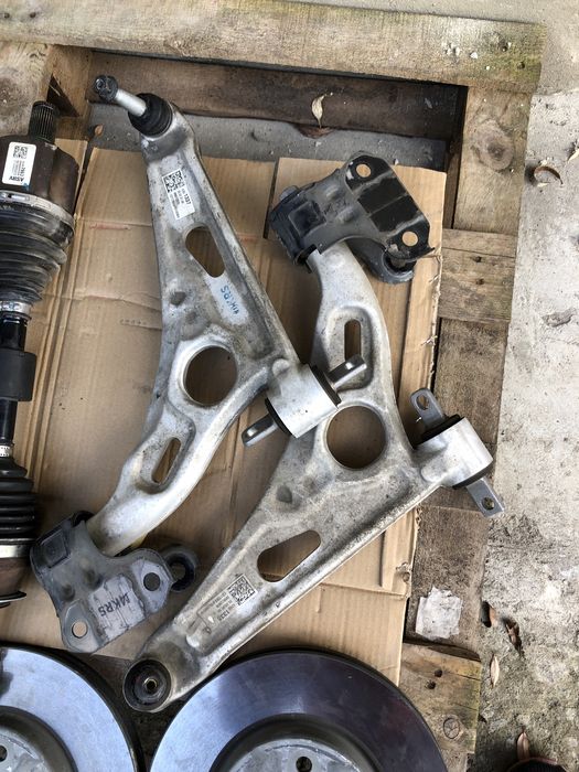 Підвіска Шевроле Болт Chevrolet Bolt ходова, стійка, ричаг, кулак