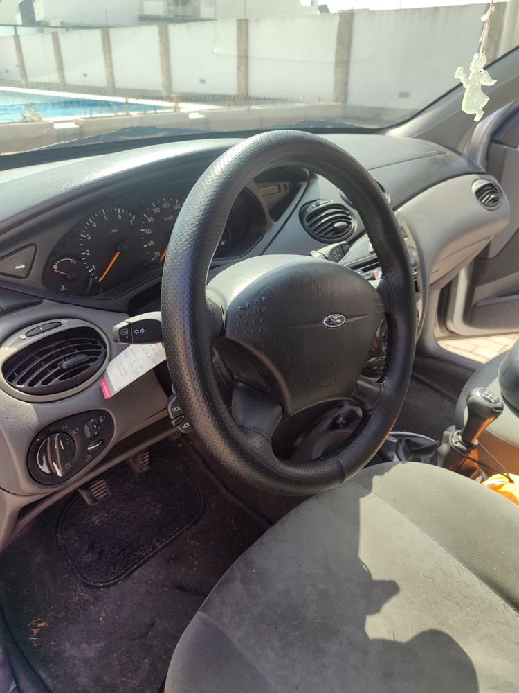 Ford Focus gasolina/GPL