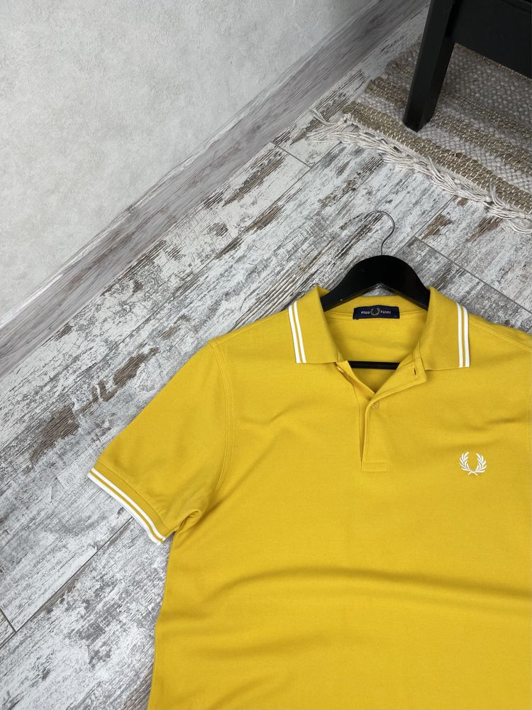 Поло Fred Perry