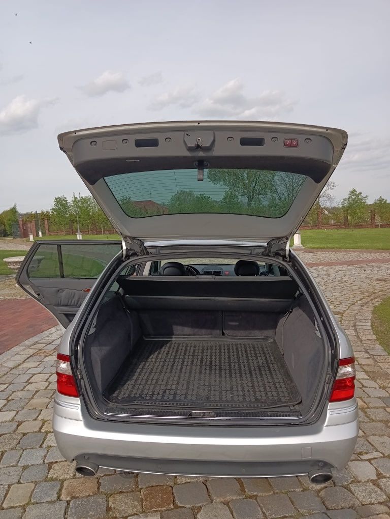 Mercedes W211 E500 4Matic