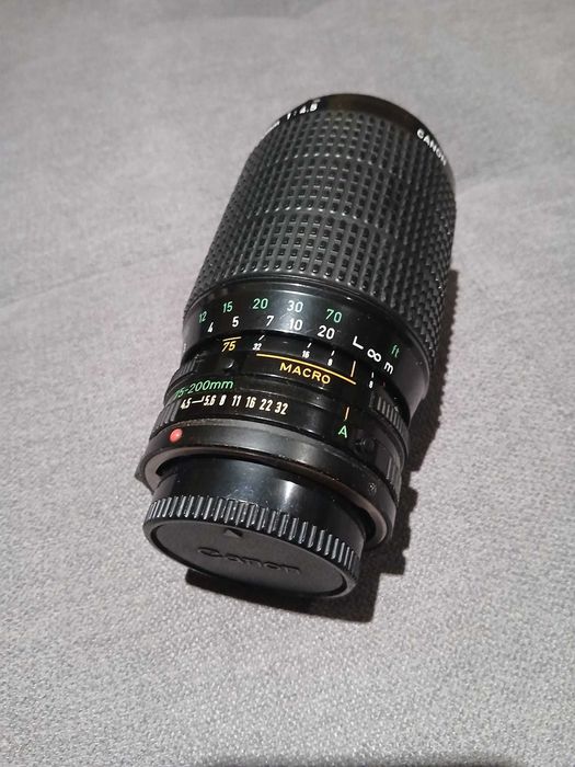 Lente Canon FD 75-200mm f/4.5 Macro