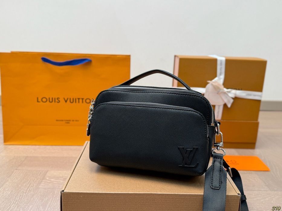 Сумка Louis Vuitton мужская унисекс черная через плечо барсетка