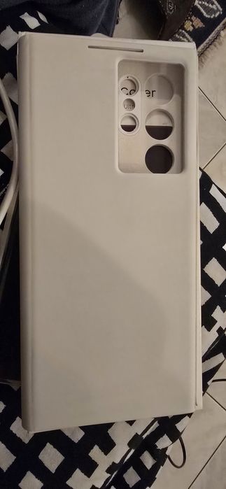 Capa Samsung Tipo livro S 22 cor preta usada como