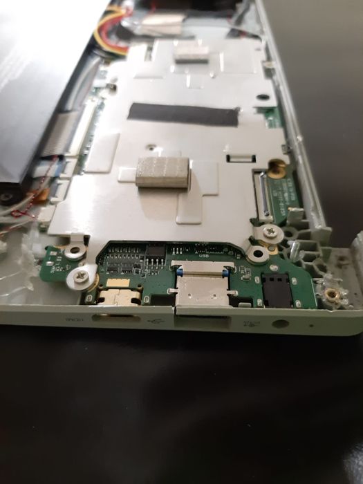 Portátil INSYS XF7-N1561