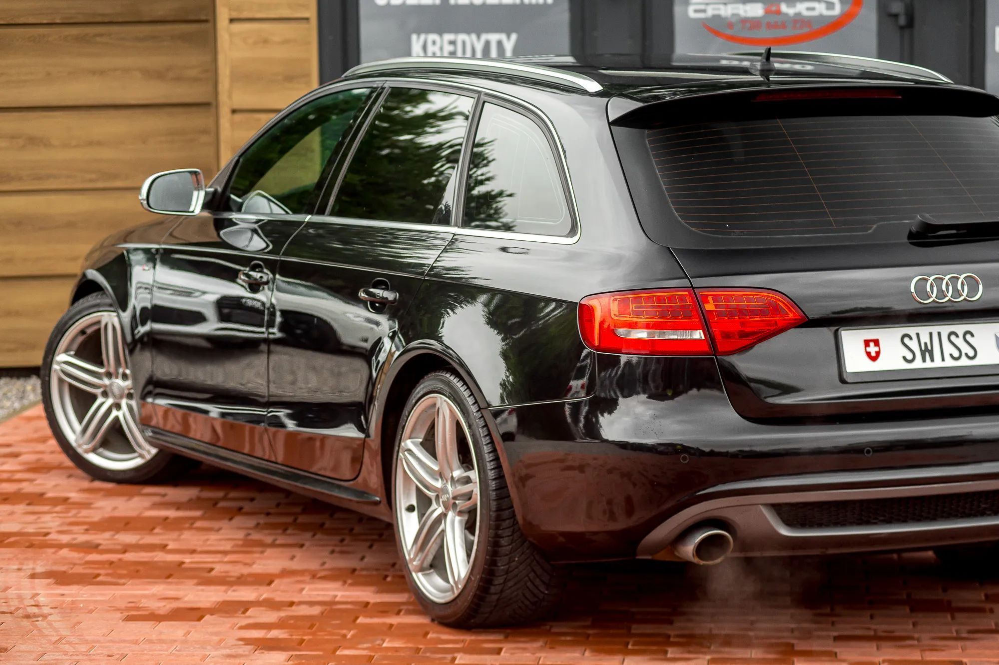 Audi A4 2,0 TFSI Quattro S-Line Xenon Nawigacja Tempomat Podgrzewane Fotele
