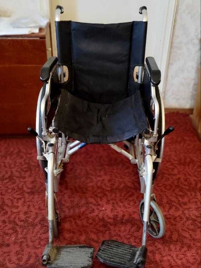 інвалідна  коляска  бв