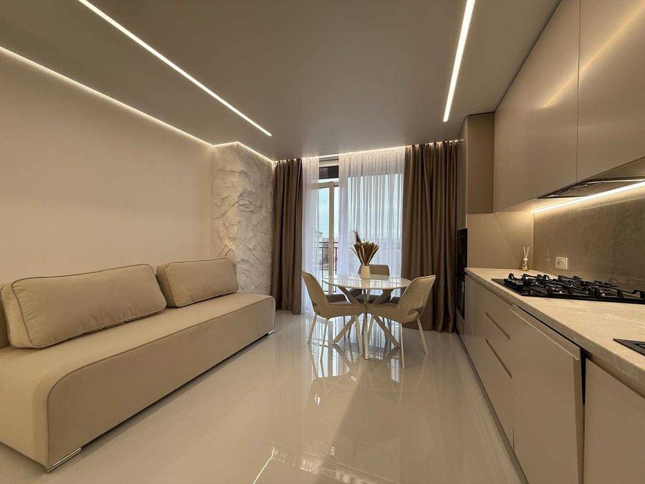 Укомплектована однокімнатна в Центрі