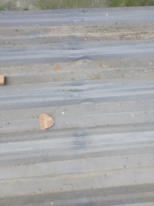 Blacha trapezowa grafitowa z rozbiórki. Konstrukcja dachowa zdrowa, so