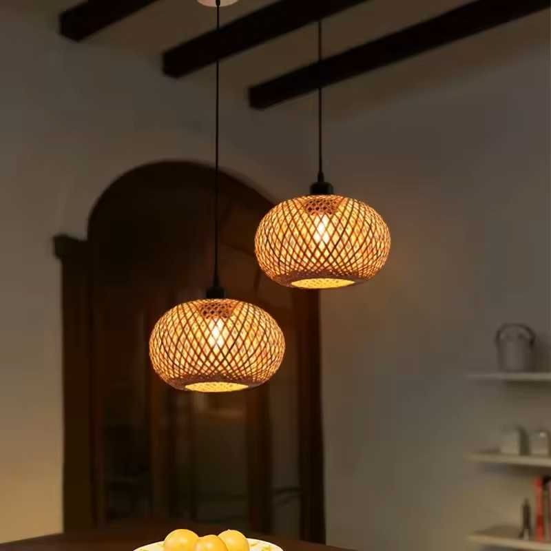 Rattanowa lampa wisząca