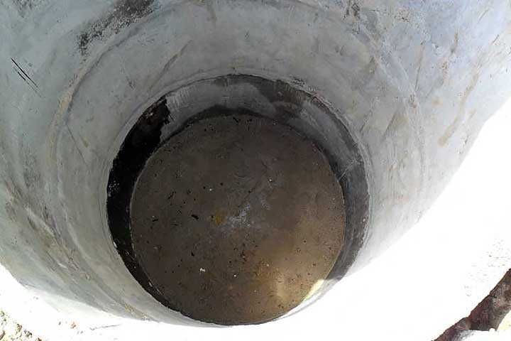 Копка сливных ям, ЖБИ кольца для сливных ям, септиков, монолитные