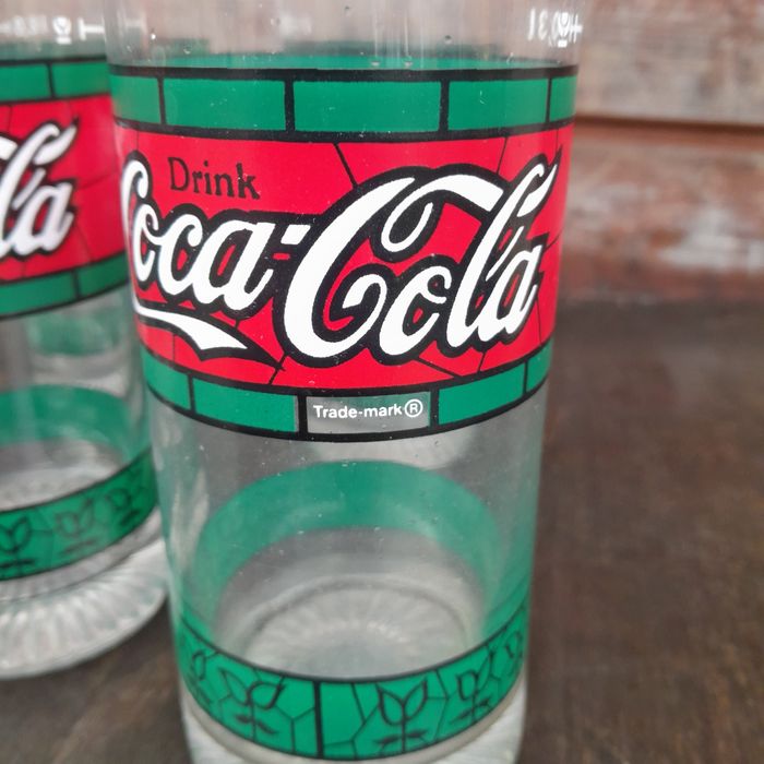 Kolekcionerskie szklanki coca coli 0,3 l