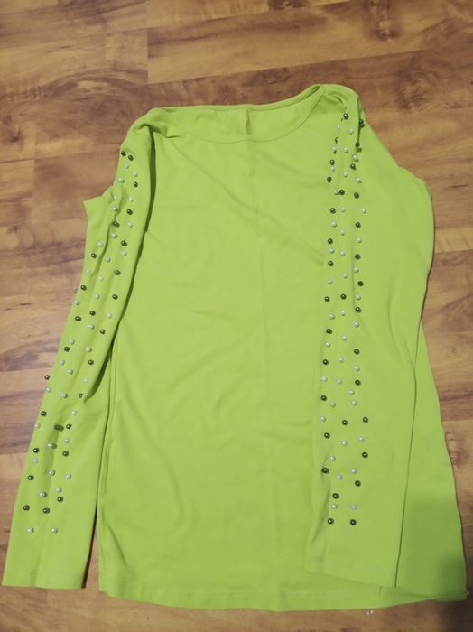 Damska bluzka z długim rękawem