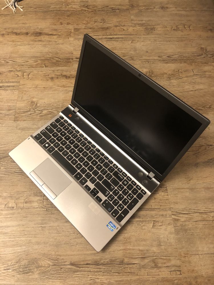 Laptop Samsung 550p5c-s04pl