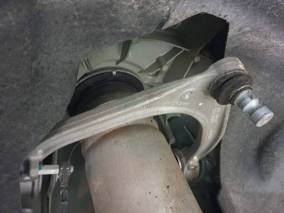 Braço de suspensão frente esquerdo JAGUAR I-Pace (X590)