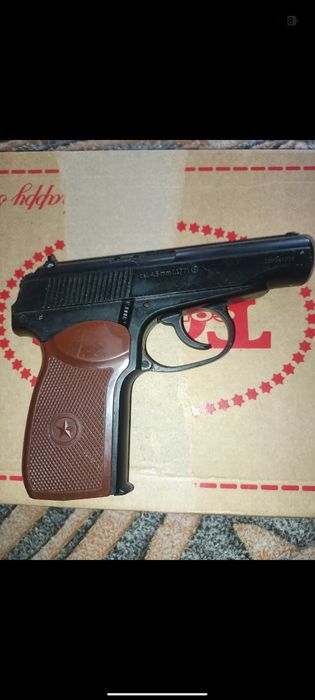 Іграшковий пістолет. Дитячій.