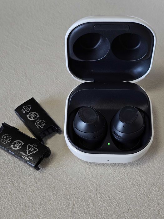 Навушники Samsung Galaxy Buds FE Graphite (SM-R400NZAA)