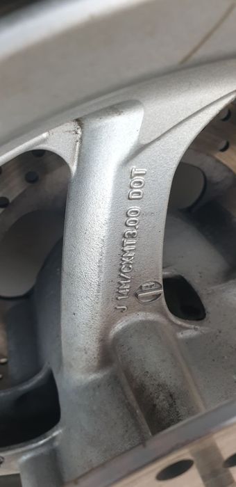 Колесо переднє Yamaha Majesty 400