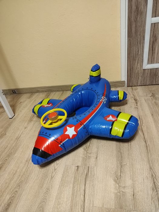 Dmuchany nadmuchiwany materac do pływania koło samolot