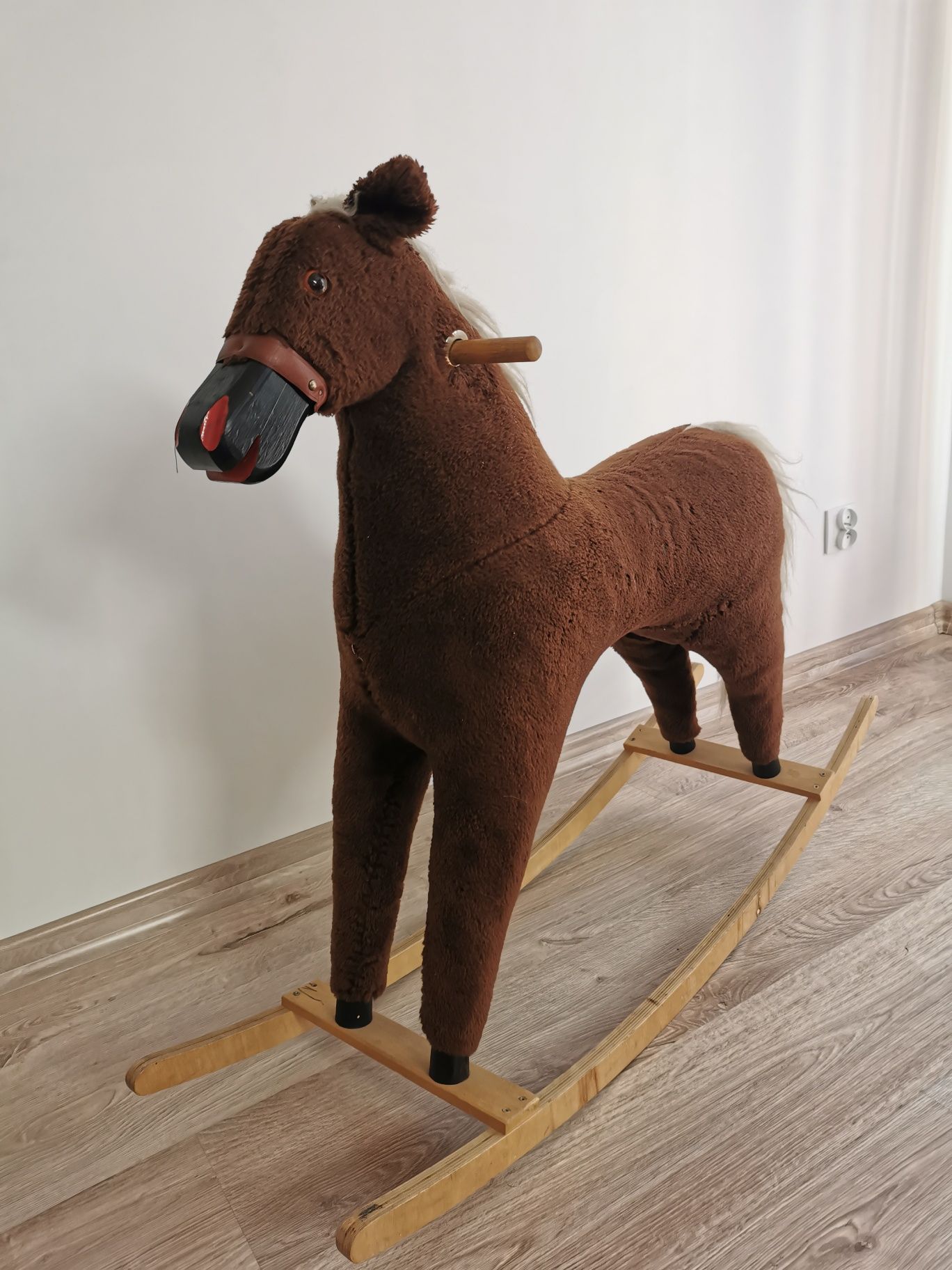Koń bujany dla dzieci - duży - koń na biegunach