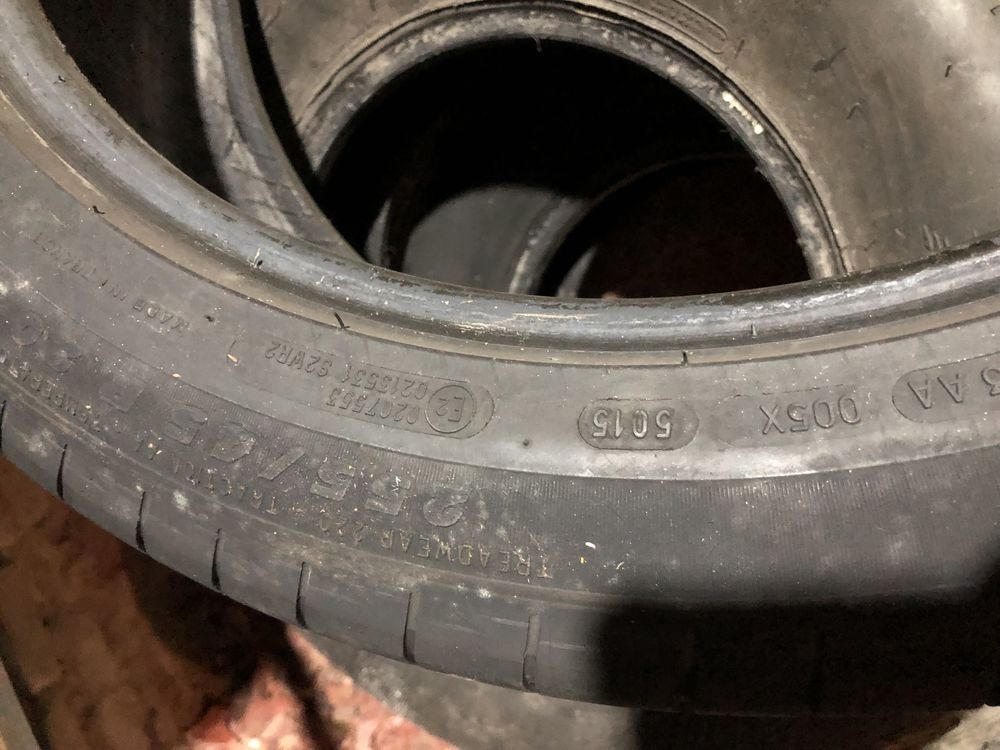 Продам резину Michelin 255/45 R20 4шт