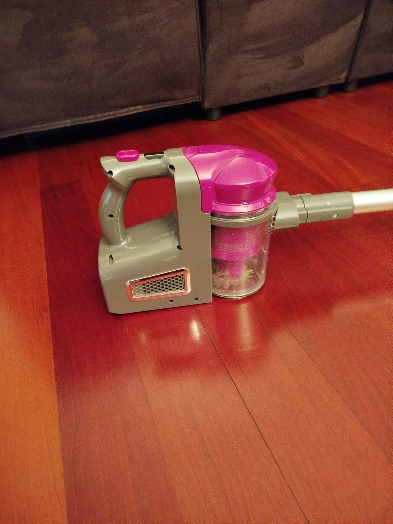Aspirador com bateria em estado como novo