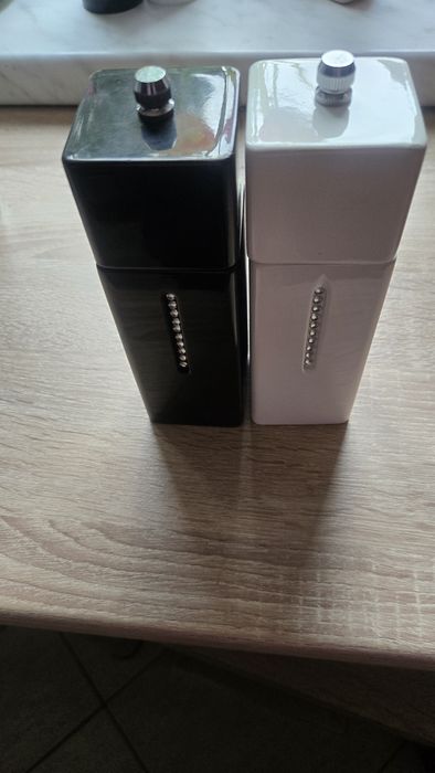 Młynek do soli i pieprz