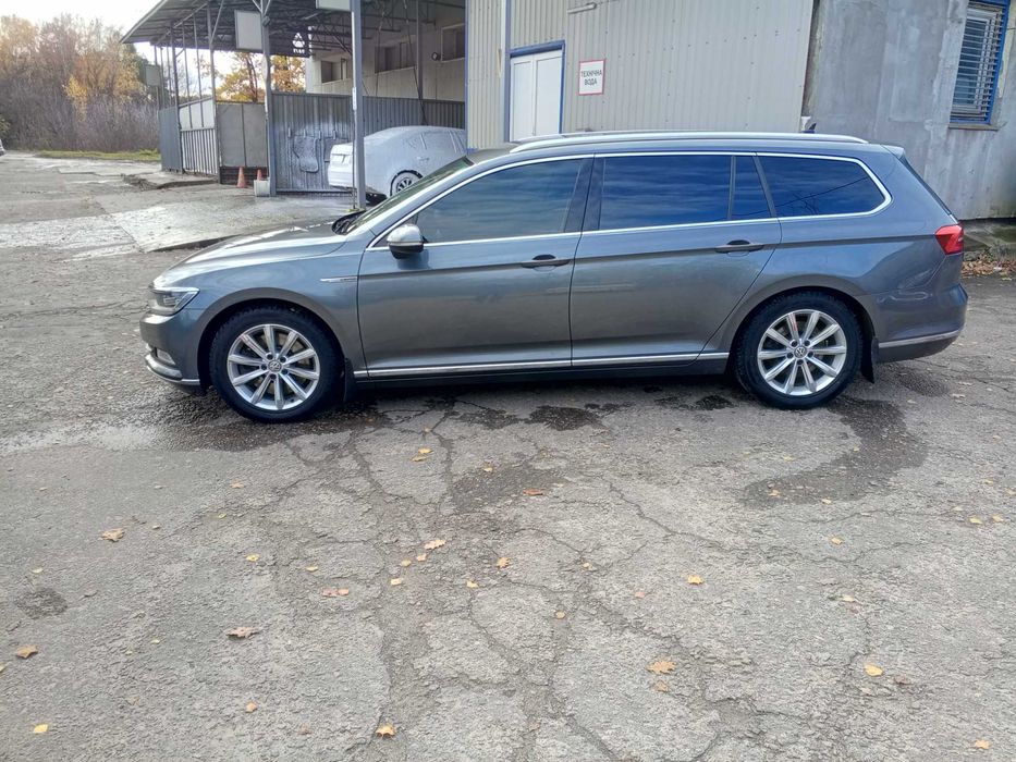 Фольксваген Пасат б 8.4х4.