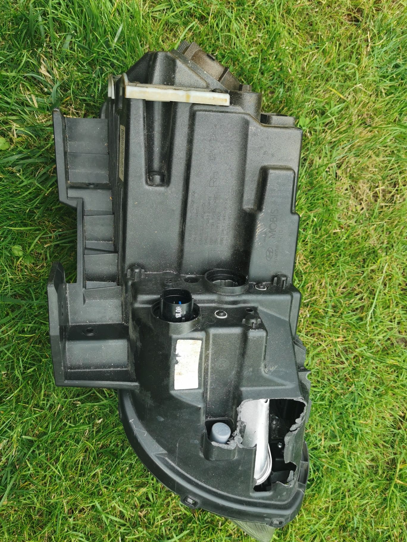 Lampy przednie Hyundai Kona 1,0
