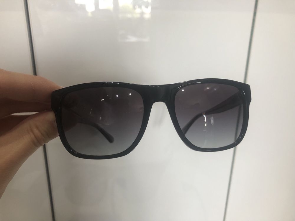 Okulary przeciwsłoneczne Emporio Armani rozmiar  56