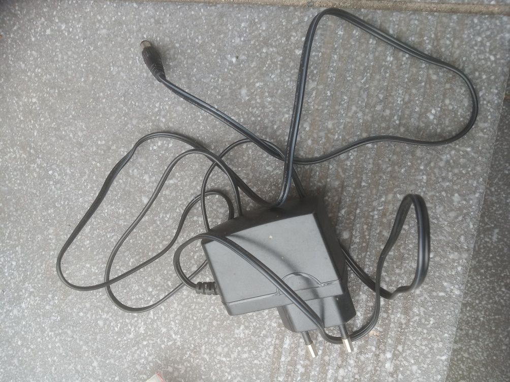 Zasilacz 12V, 9V, antenowy