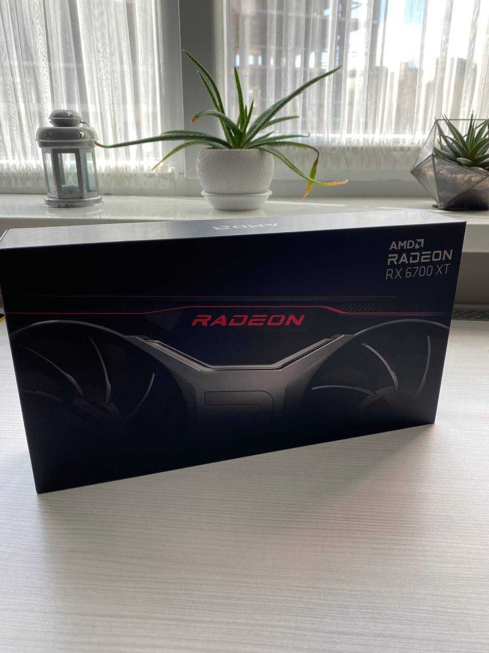 AMD Radeon RX 6700XT