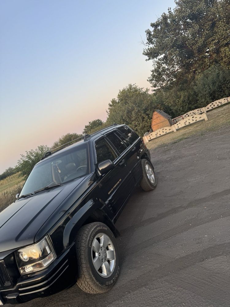 Продам Jeep Grand Cherokee з мотором 3.2 дизель