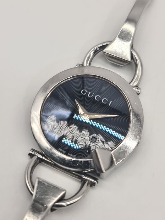Relógio feminino GUCCI Chiodo 122 original