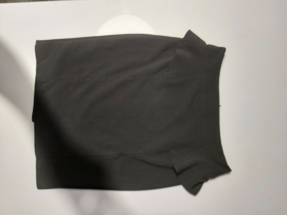 Spódnica czarna, elegancka, galowa MOHITO 36