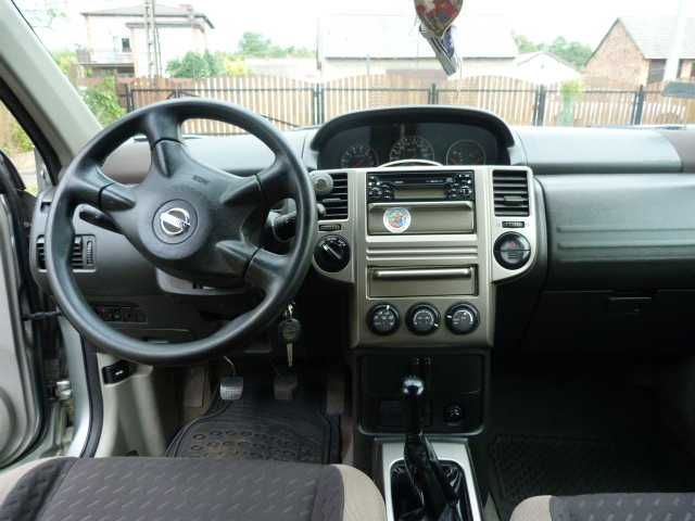 Nissan X-Trail ,  4x4 , LPG