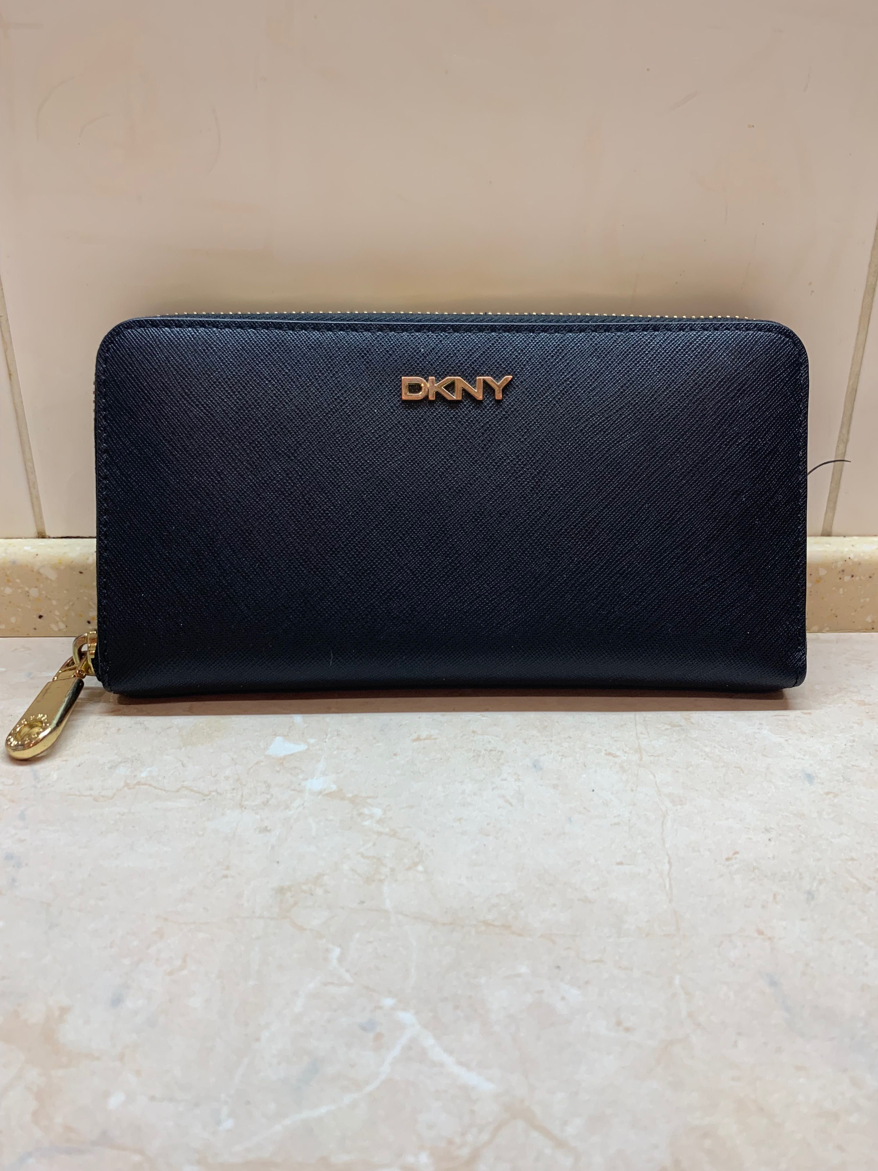 Кошелек DKNY кожа ОРИГИНАЛ. Есть сумка такая же.