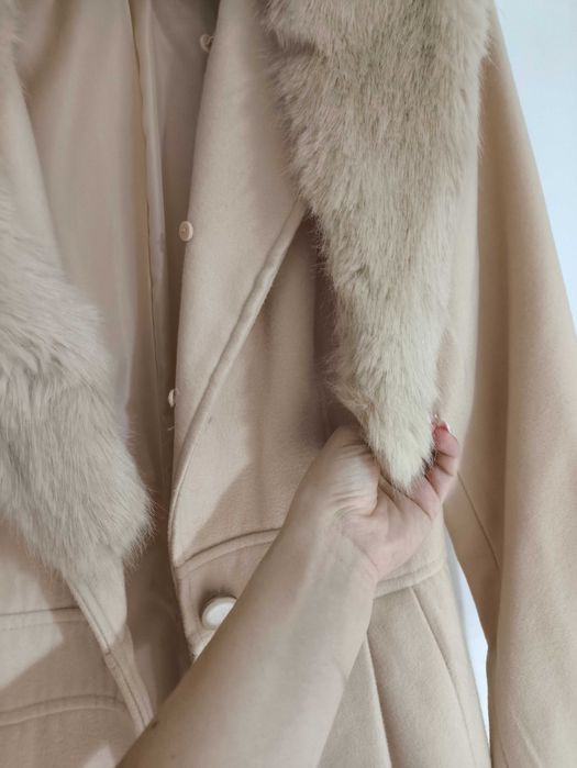 Płaszcz zimowy damski