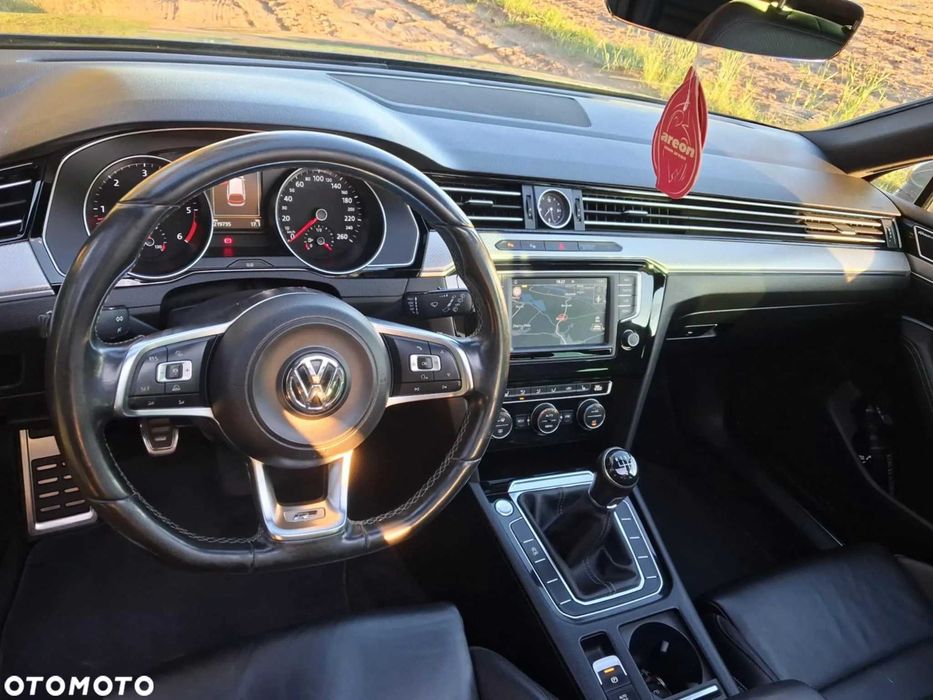 Volkswagen Passat 2.0 TDI BMT Highline R-Line 190km