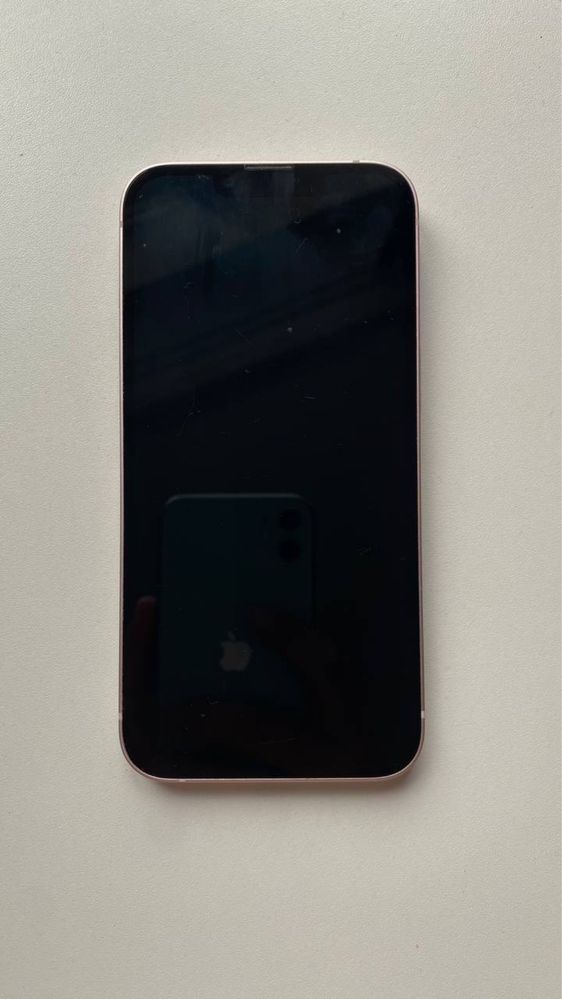 Продам Iphone 13