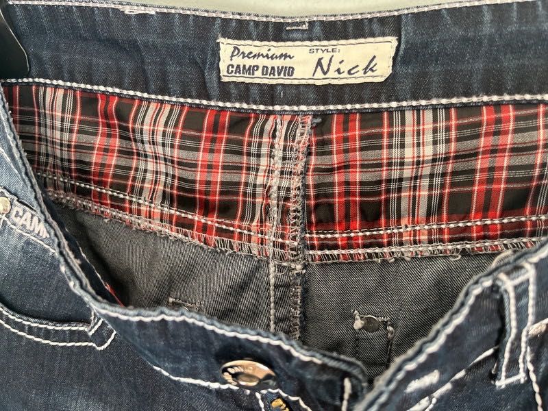 Camp David Premium krótkie spodnie styl Nick