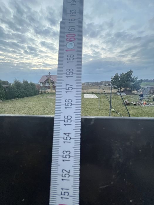 OKNO aluminiowe 154 cm wysokie 143 cm-szerokie.