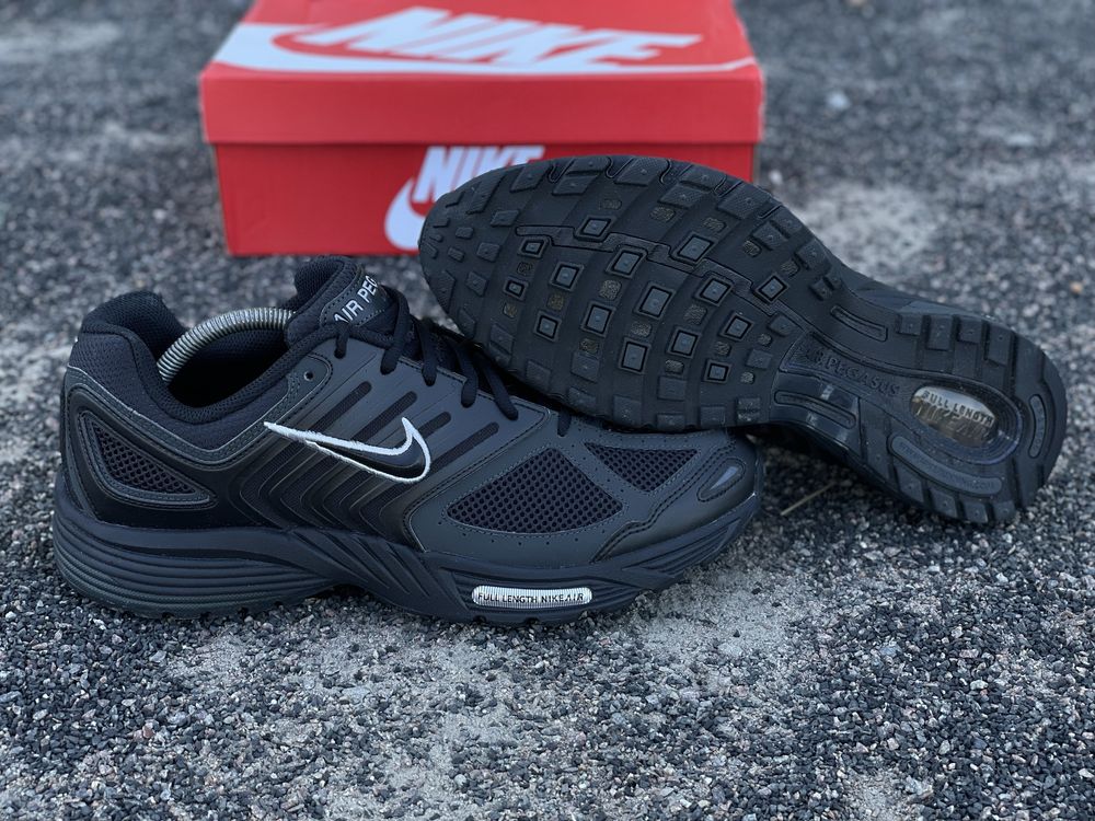 Nike Air Pegasus 2005 2k5 оригінал чорні кросівки найк оригинал 46р