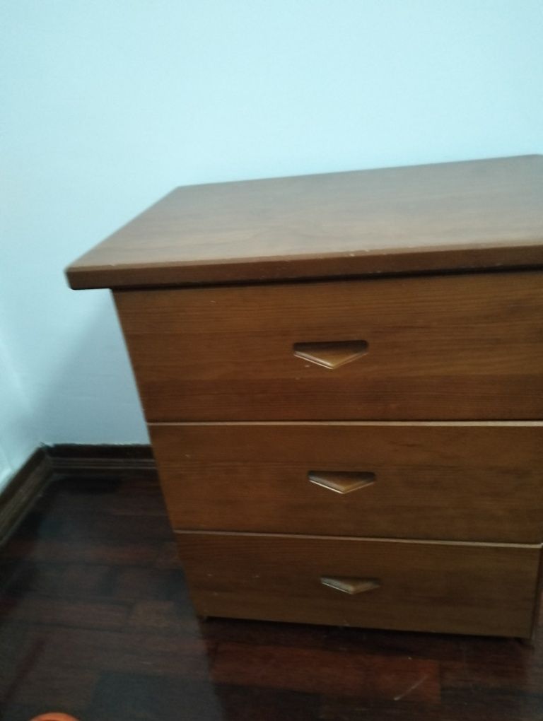 Quarto em cerejeira