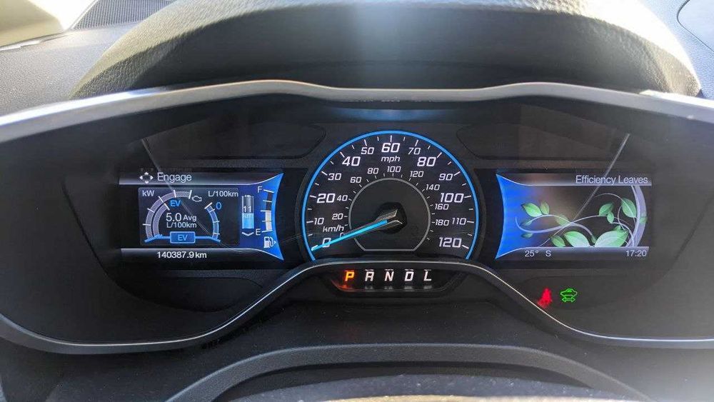 Ford C-Max Energi 2013 (plug-in hybrid)