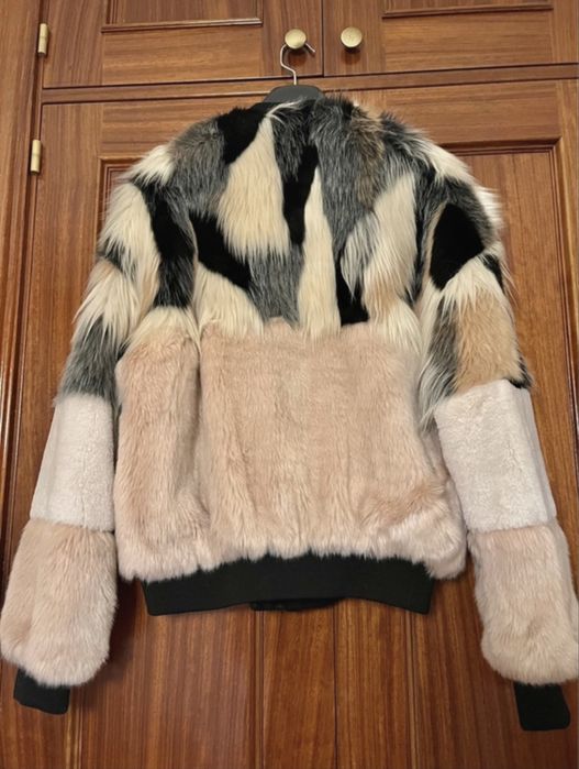 Casaco de Pêlo - completamente NOVO - XS