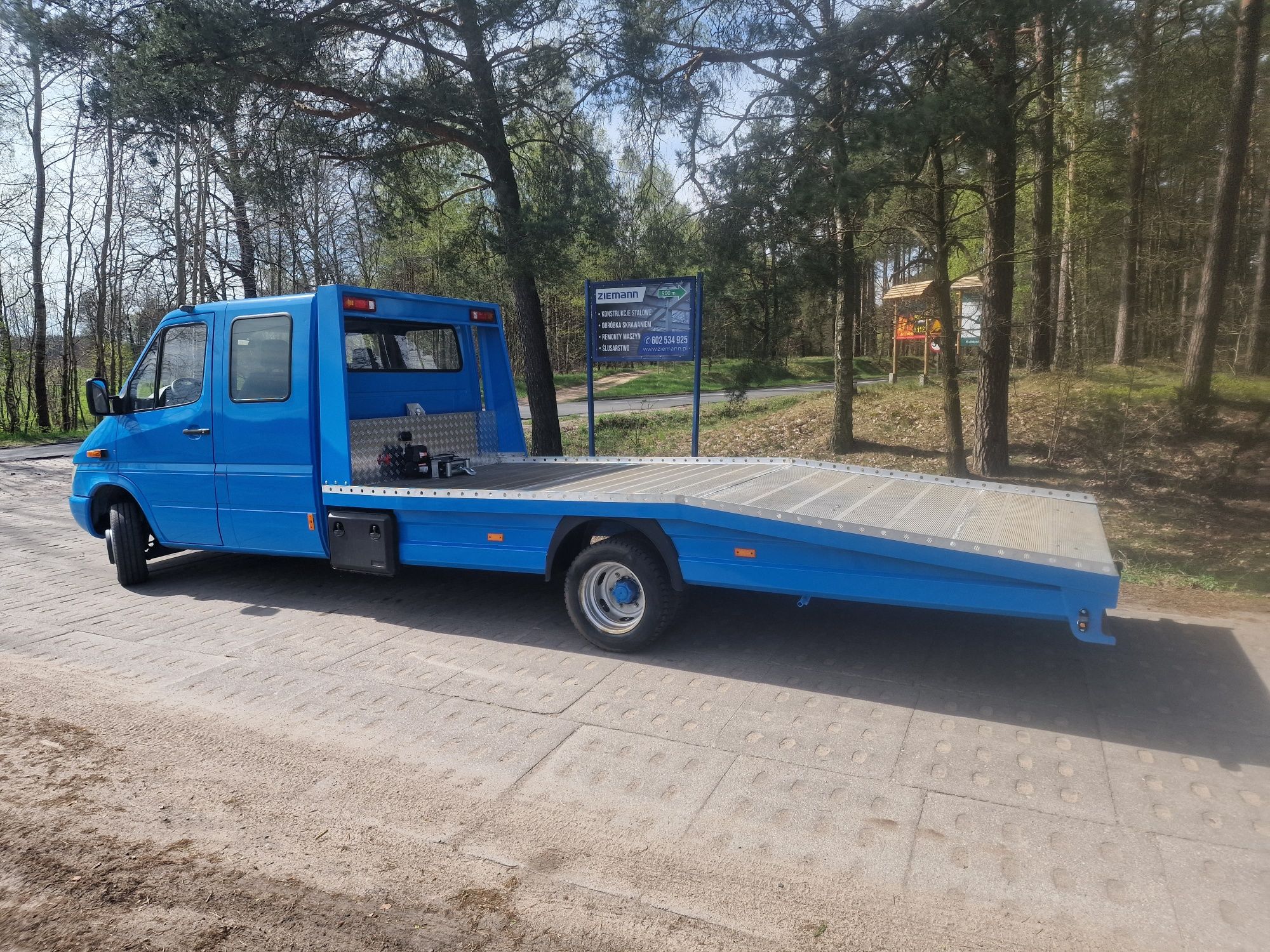 Mercedes sprinter 2.7cdi autolaweta pomoc drogowa