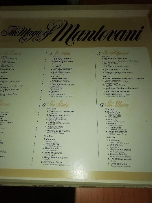 Album The Magic of Mantovani(6 LPs)+1 LP Mantovani's Hit Parade