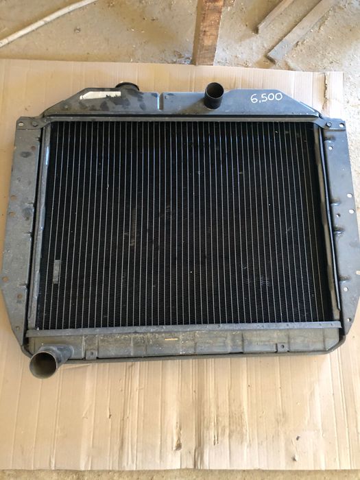 Продам радіатор зіл 131 новий